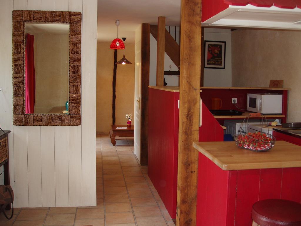 Gite De La Porte Du Parc Les Iffs Exteriör bild
